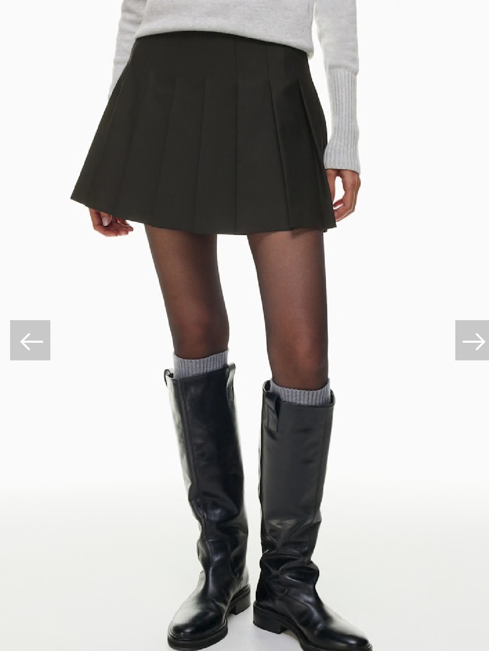 Aritzia Sunday Best Black Pleated Mini Skirt